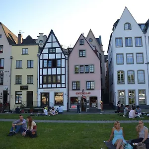 Haus Enteresan Aparthotel Köln